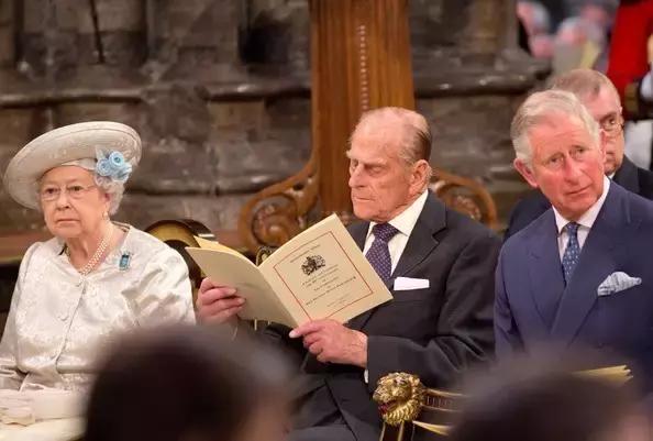 女王真的要退位？！而继承者竟然是……TA?