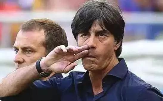 鼻屎上的勒夫,烟雾中的里皮