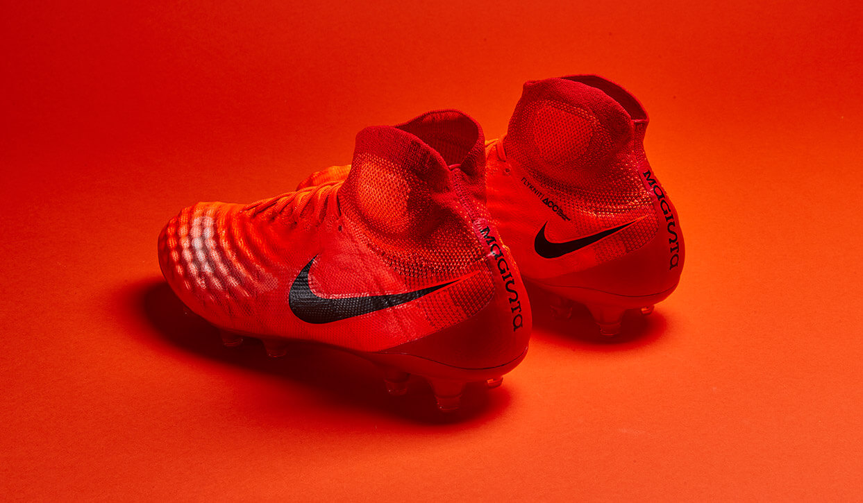 水鬼二代和三代篮球鞋,鬼牌2代一样的鞋