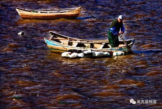 出纳?化妆师?摄影师?行走的人……