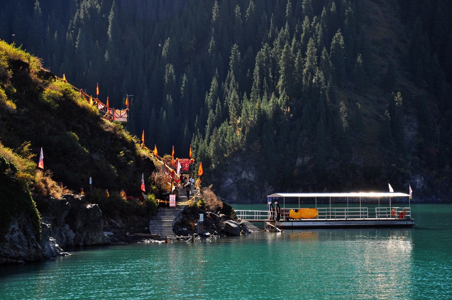 神秘又美丽的天山天池,天山天池是西王母沐浴之地吗