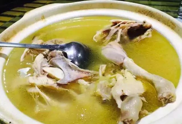 直男别再傻傻叫女朋友多喝热水了,直男们别再回复多喝热水