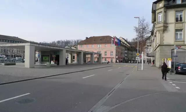 堪称瑞士旅游达人的钟表编辑们分享巴展期间“吃喝玩住”全攻略！