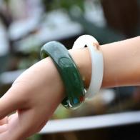 玉碎了怎么处理最好,玉碎了怎么处理最吉利