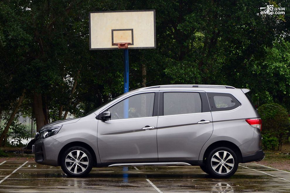 10万mpv家用车型舒适度,10万以内最好的mpv车