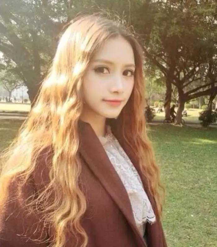 中分发型是怎样的,中分碎盖发型怎么处理