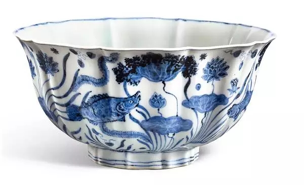 黄金时代永宣瓷，跨越种族，冲破时空，而今来到香港