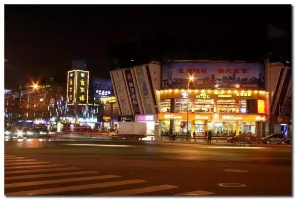 成都最嗨夜店,除了夜店还能玩什么