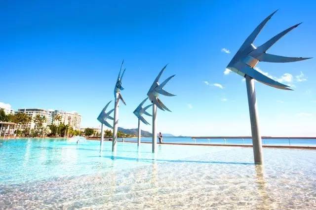 刘强东与奶茶妹妹的婚礼举办地大堡礁到底有多美？自己去看！