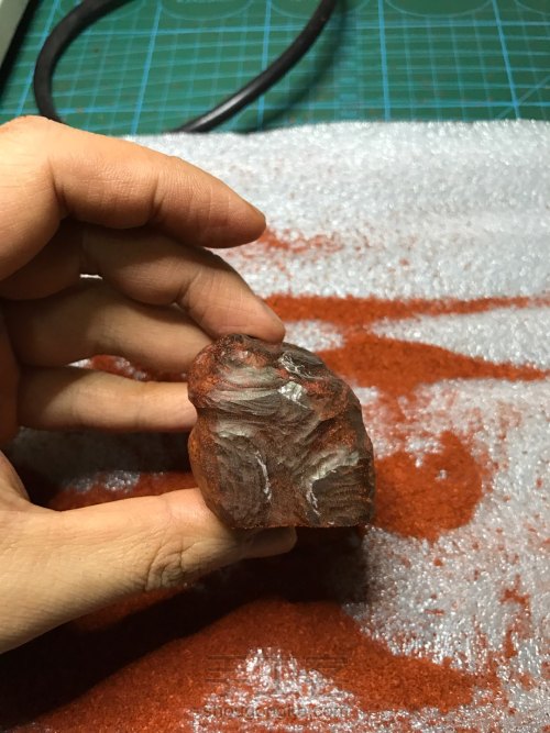 小叶紫檀木刻蟾蜍