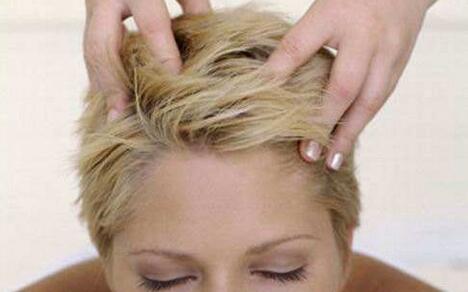 严重的头皮屑怎么也去不掉怎么办,头皮屑一直去不掉怎么办