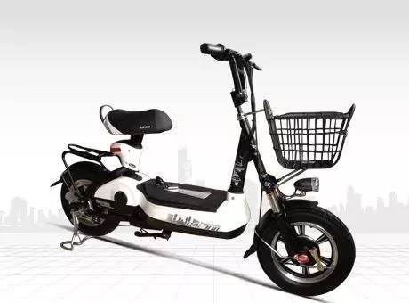 今天我去买车了！大伙看看劳斯莱斯幻影怎么样