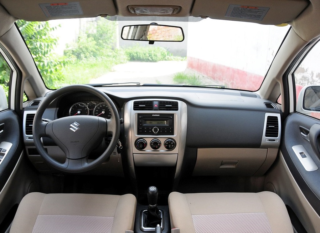 这辆两厢轿车不到5万，进口发动机大空间超级耐用但几乎无人知