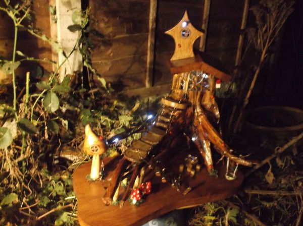 这个木艺玩家的爱好竟然是去公园捡垃圾!