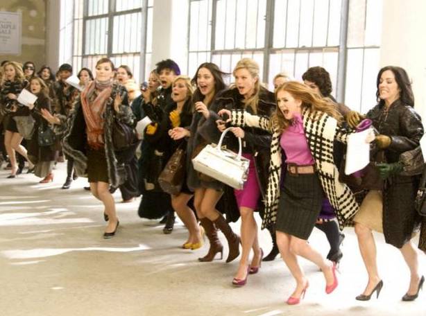 英国伦敦奥特莱斯 (伦敦奥特莱斯一片欢腾)