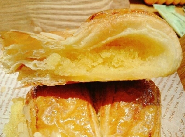 四大面包连锁店四十余款明星单品试吃报告