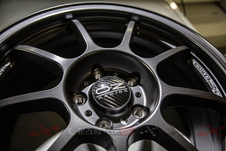 性价比最佳的18寸轻量化轮毂,超轻高级感18寸轮毂