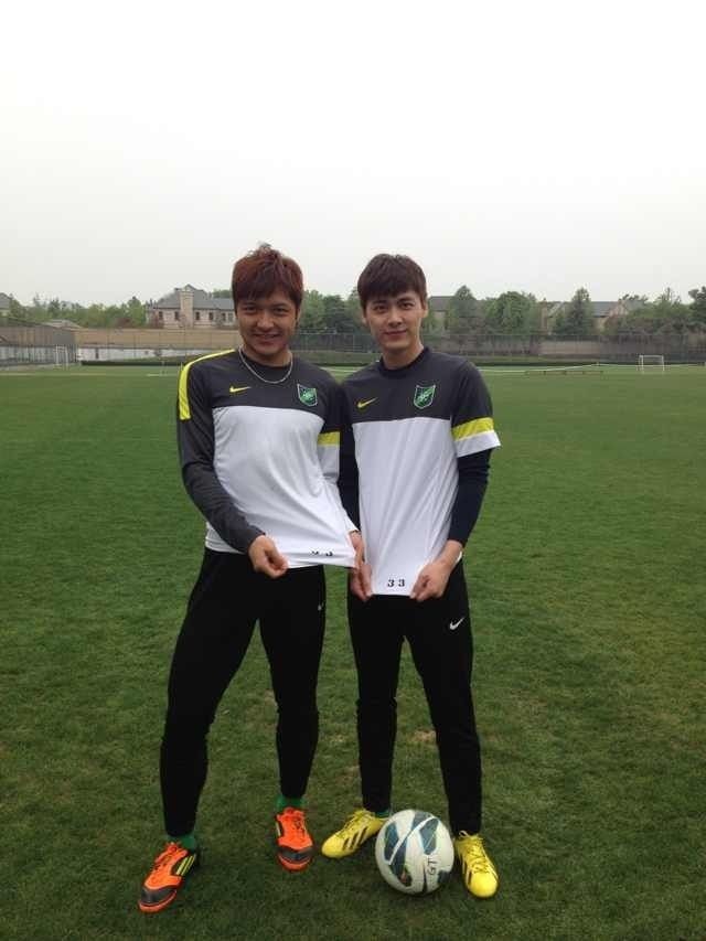 国足中韩长沙胜利,国足比赛张艺兴领唱