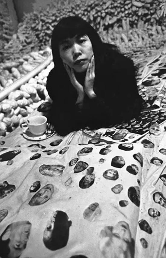 草间弥生9岁精神病33岁爱59岁老头,维持十年无性恋爱