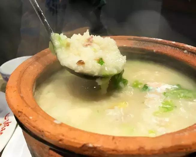 直男别再傻傻叫女朋友多喝热水了,直男们别再回复多喝热水