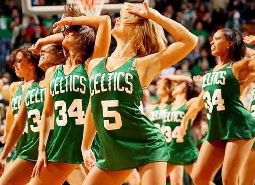 当年唯一能和詹姆斯对抗的乔治,唯一能和詹姆斯抗衡的人