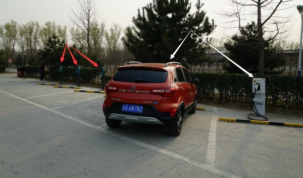 北汽ev260测评,续航评测车评人