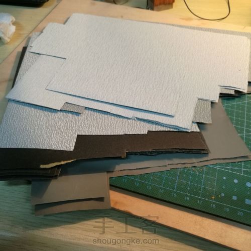 香槟金箔与木吊坠