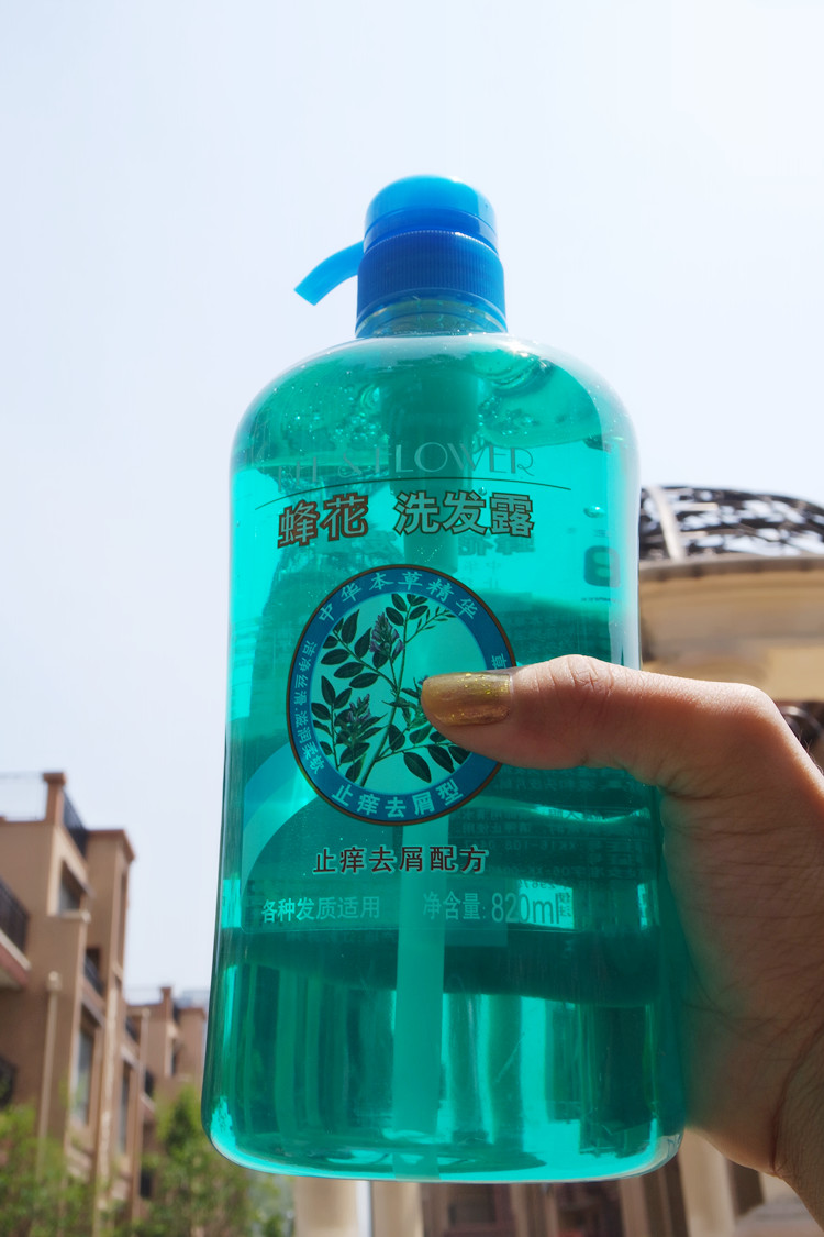 一款修饰脸型的发型,一款好打理又好看的发型