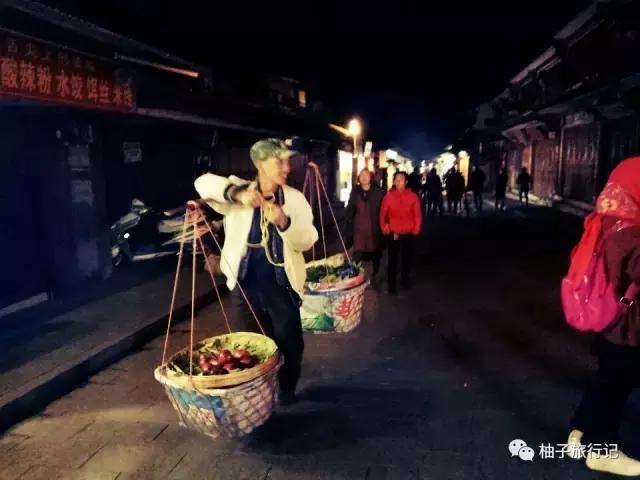 干货：大理人民路被整顿后，说说今天的地摊街和背包客