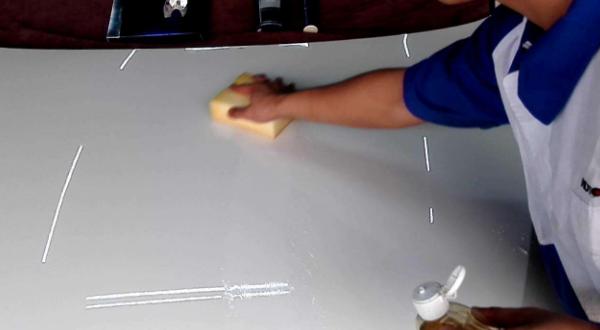 车漆保护方面打蜡好还是镀膜好,平时护理车漆用蜡好还是镀膜好