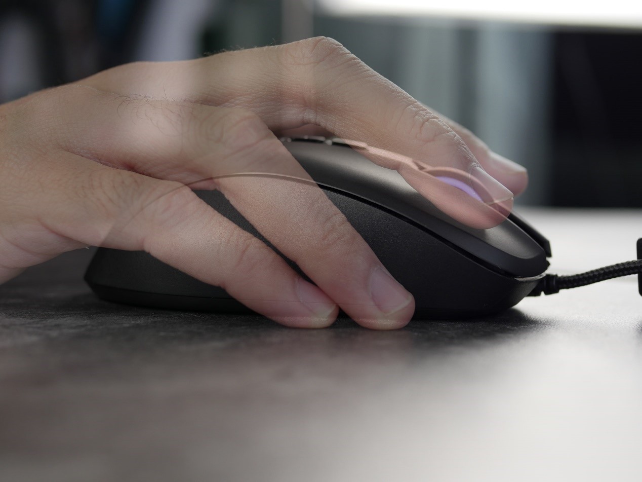 玩cs推荐什么电竞鼠标,cs电竞专用鼠标