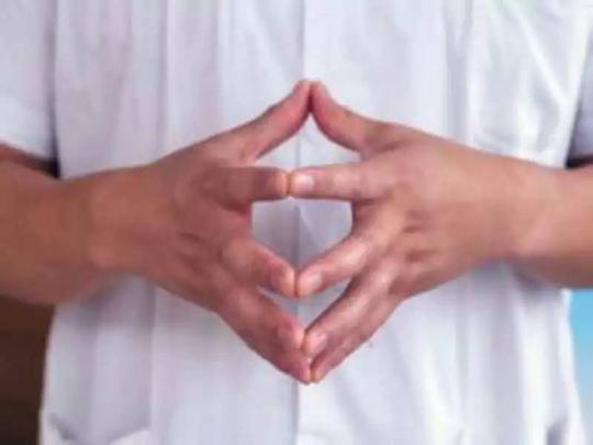 崴脚后抽筋是在恢复么,容易崴脚抽筋穿什么鞋