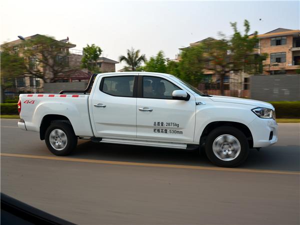 情遇曼哈顿路演,沉浸式体验上汽大通t60