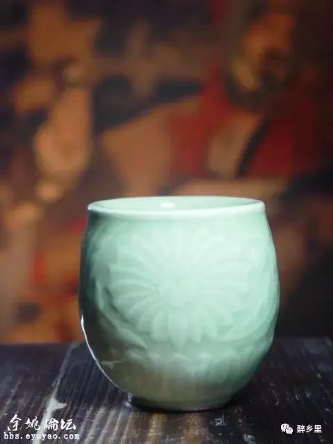 瓷说｜国宝青瓷“三脚蟾蜍”曾被30元倒卖，身世惊心动魄