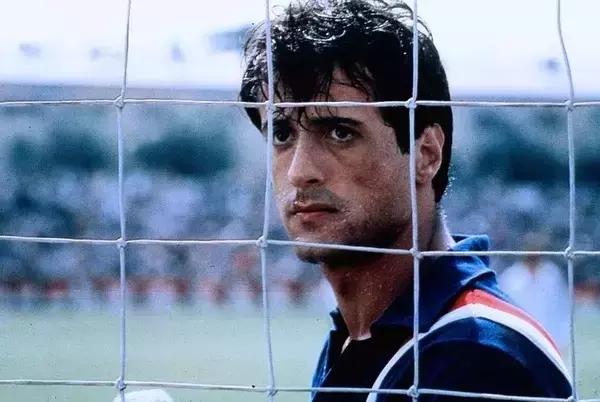 感谢国足给我们的快乐,感谢国足让我认识了一个国家