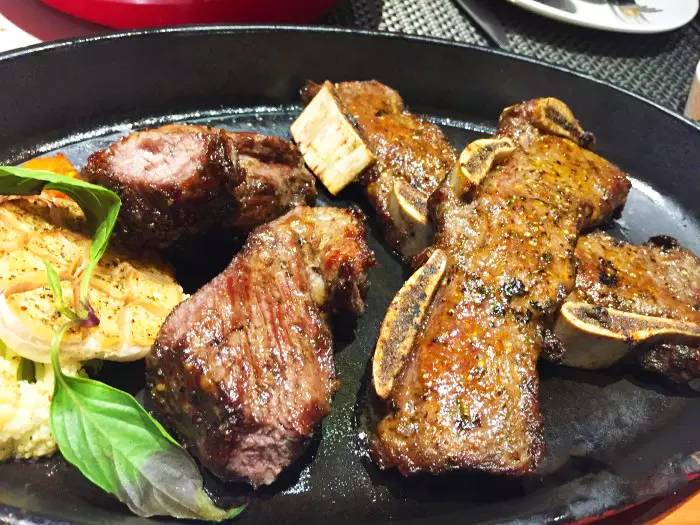 直男别再傻傻叫女朋友多喝热水了,直男们别再回复多喝热水