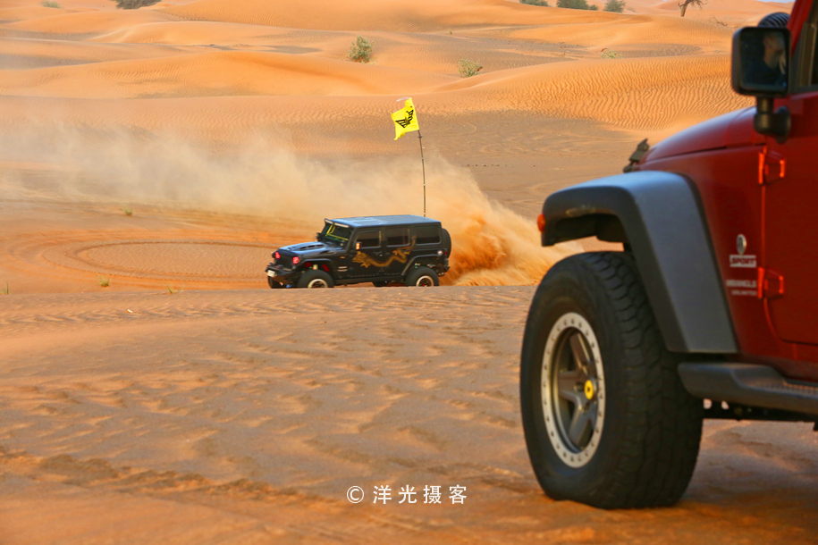 在迪拜体验阿拉伯服装,迪拜体验沙漠越野需要多少钱