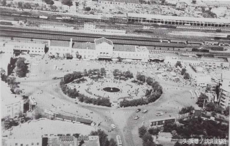 长春市二十多年前的火车站图片,历史的天空时光的印记