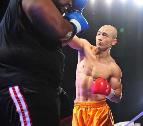 一龙ko美国拳王完整版,武僧一龙被播求ko