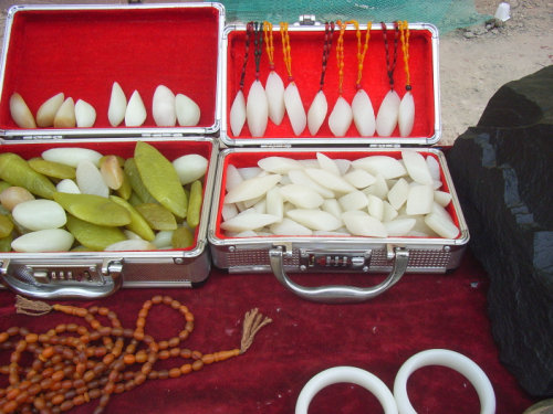 和田玉切割石头,和田玉籽料游记