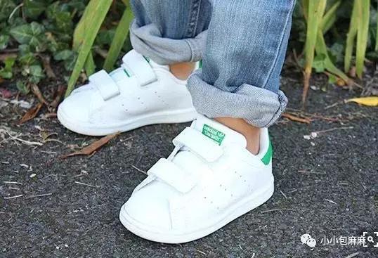 小白鞋挑什么颜色,小白鞋测评推荐