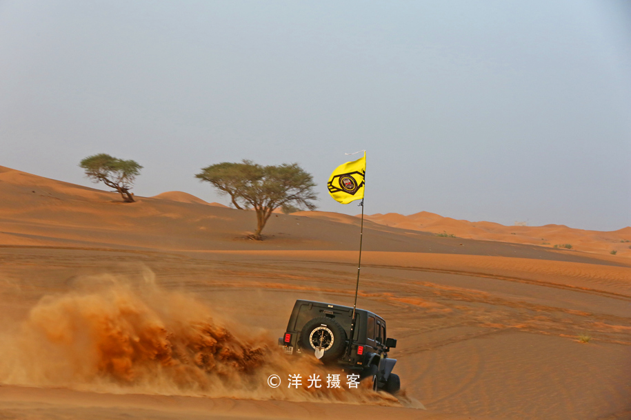 在迪拜体验阿拉伯服装,迪拜体验沙漠越野需要多少钱