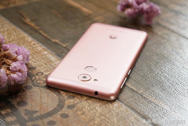 华为畅享6s金色好看吗,华为畅享6s图片金色