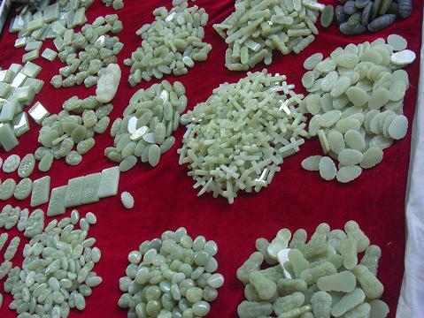 和田玉捡漏技巧,和田玉捡漏指南