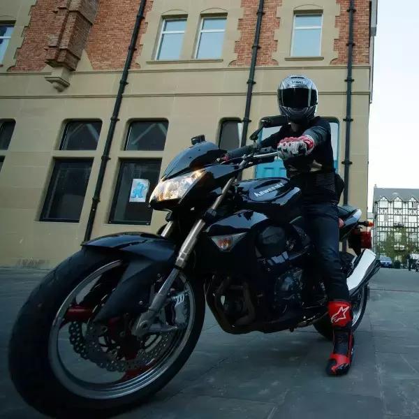 一张外地摩托车牌照多少钱,一张摩托车牌照拍卖300多万