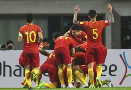 中国队虽败犹荣战至最后一刻,中国队虽然失败了但是依然不气馁