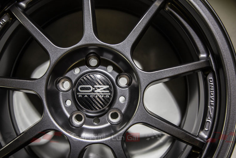 性价比最佳的18寸轻量化轮毂,超轻高级感18寸轮毂