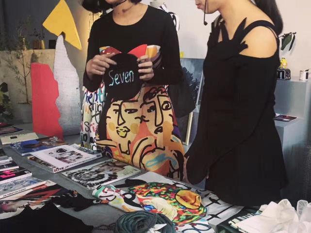 薰若XD2C直击服装设计师神秘的工作室!