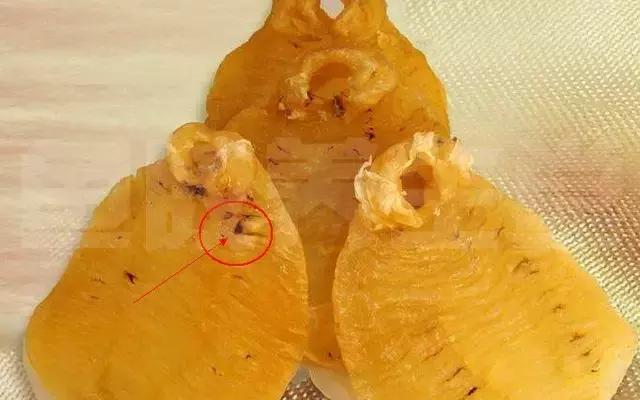 鱼胶有白色纹路了是怎么回事,鱼胶上面血丝怎么处理