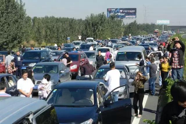 清明假期天津外地车限行吗,天津市交管局清明节假期限号吗